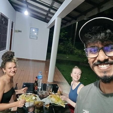 מלון פולונרואה Deer Garden Guest מראה חיצוני תמונה