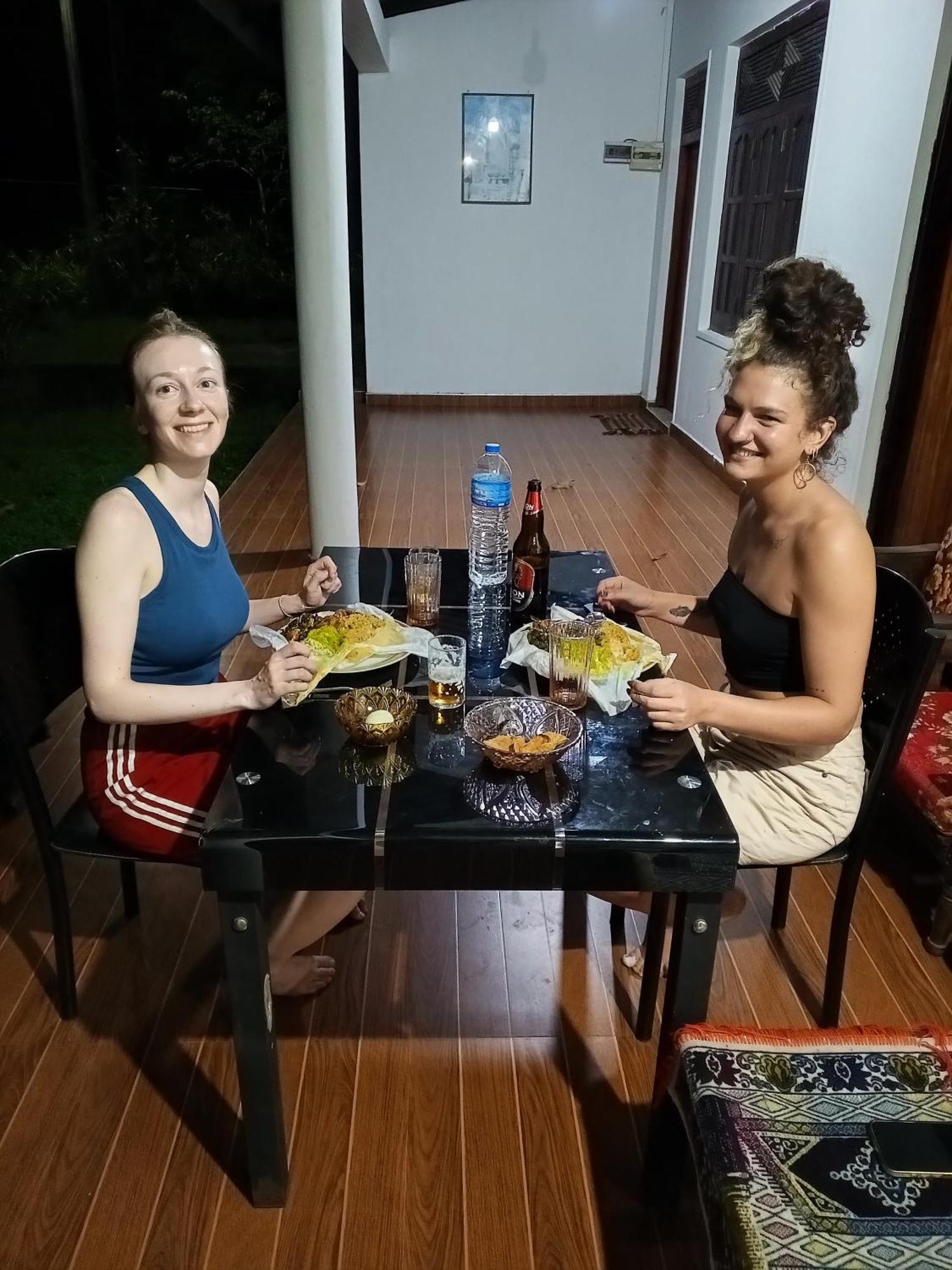 מלון פולונרואה Deer Garden Guest מראה חיצוני תמונה